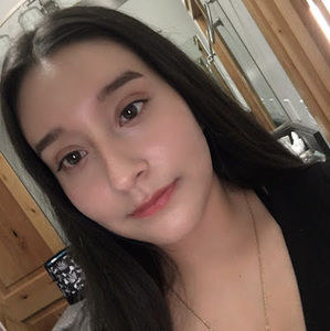 Meet your Posher, Jazmin
